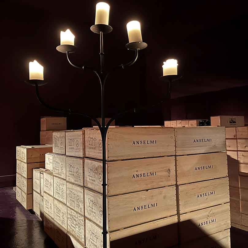 Anselmi crates with candelabra